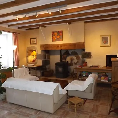 Gite Arpajon-sur-cere, 4 Pieces, 5 Personnes - Fr-1-742-395 Holiday home
