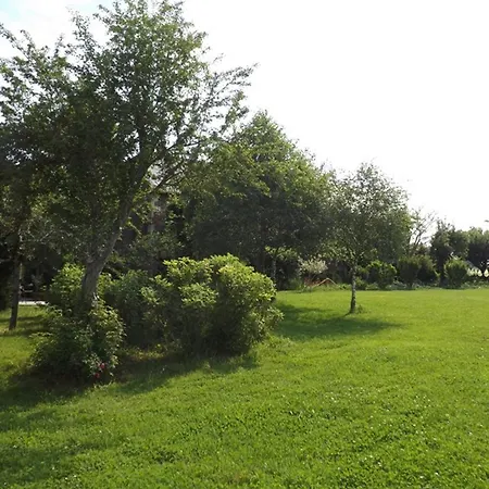 Gite Arpajon-sur-cere, 4 Pieces, 5 Personnes - Fr-1-742-395 Holiday home